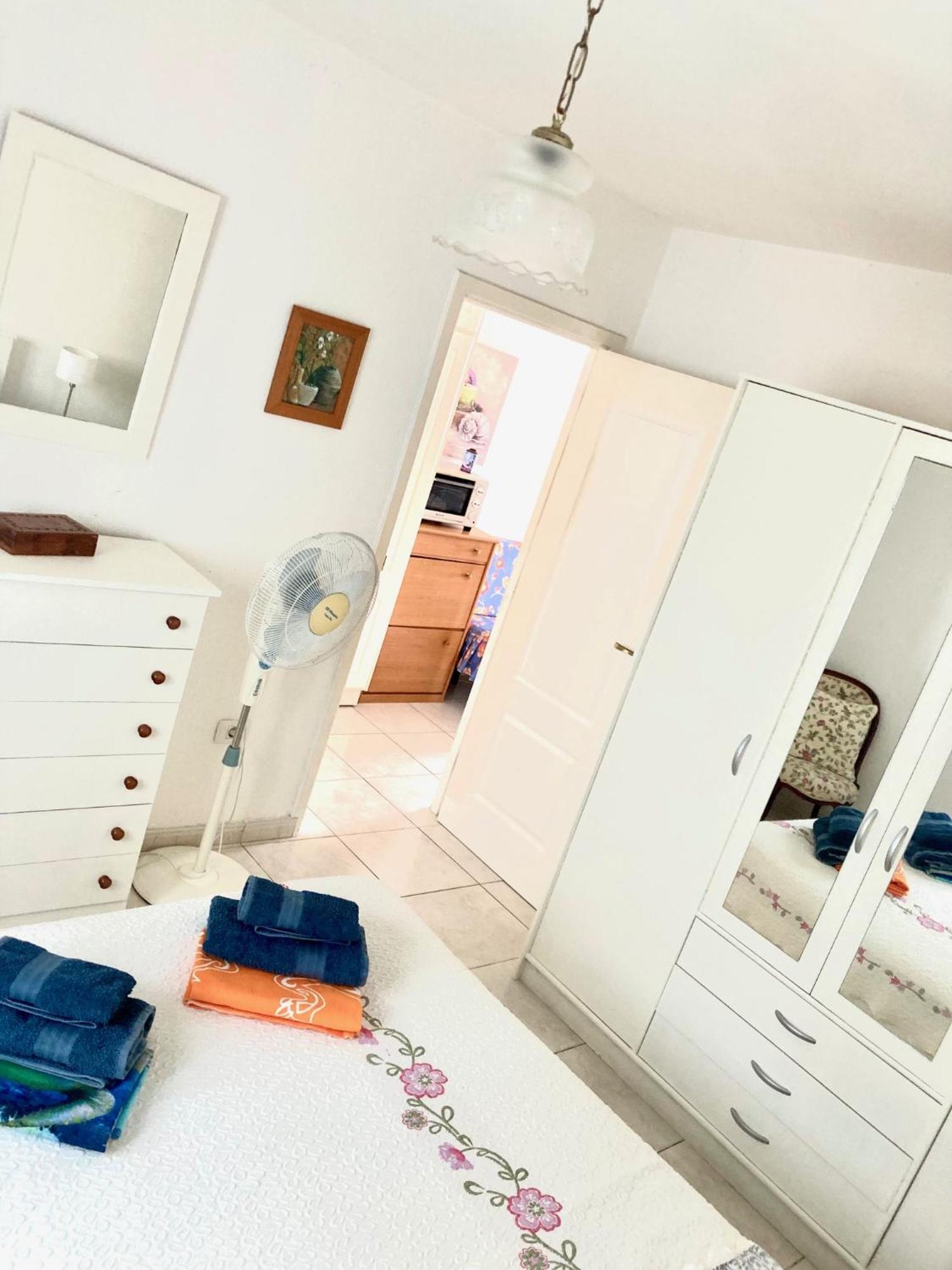 Apartamento En Primera Linea De Playa, Centrico, Tranquilo Плая де лас Америкас Екстериор снимка