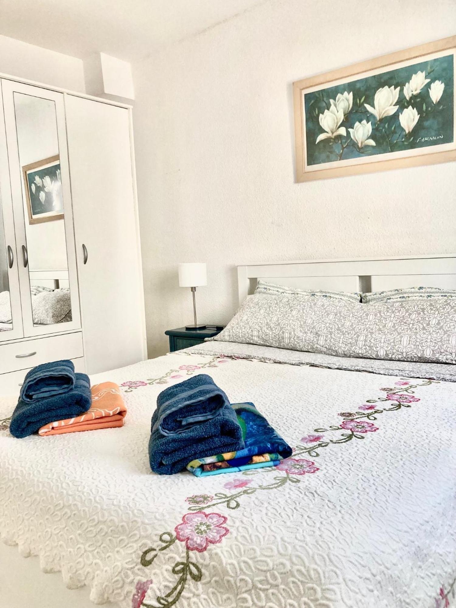 Apartamento En Primera Linea De Playa, Centrico, Tranquilo Плая де лас Америкас Екстериор снимка