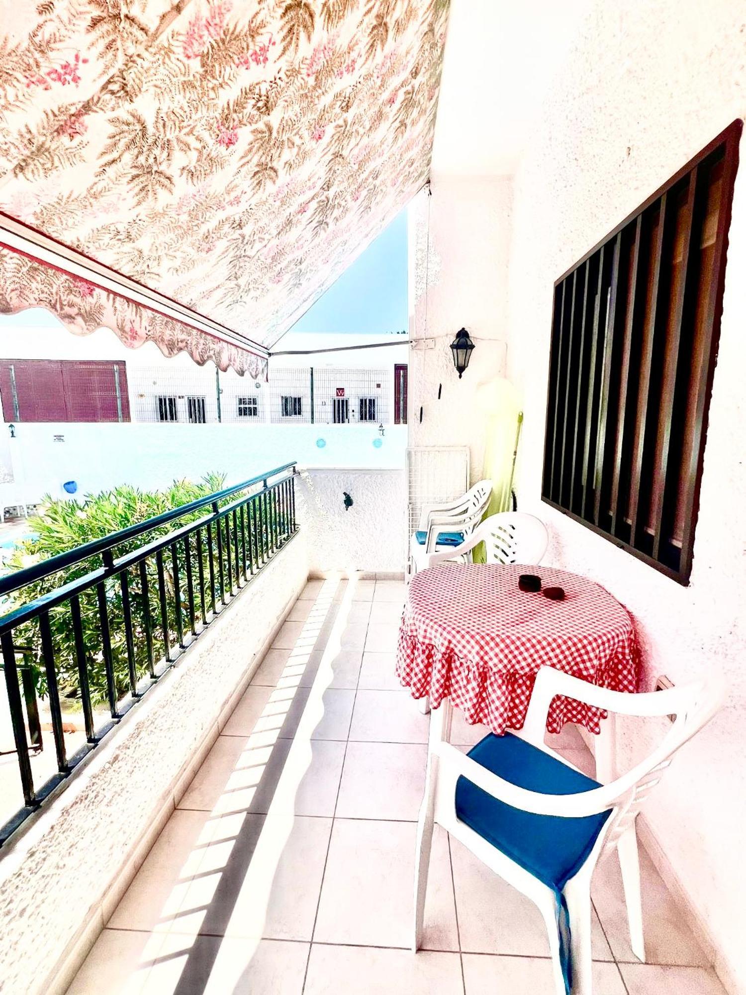 Apartamento En Primera Linea De Playa, Centrico, Tranquilo Плая де лас Америкас Екстериор снимка
