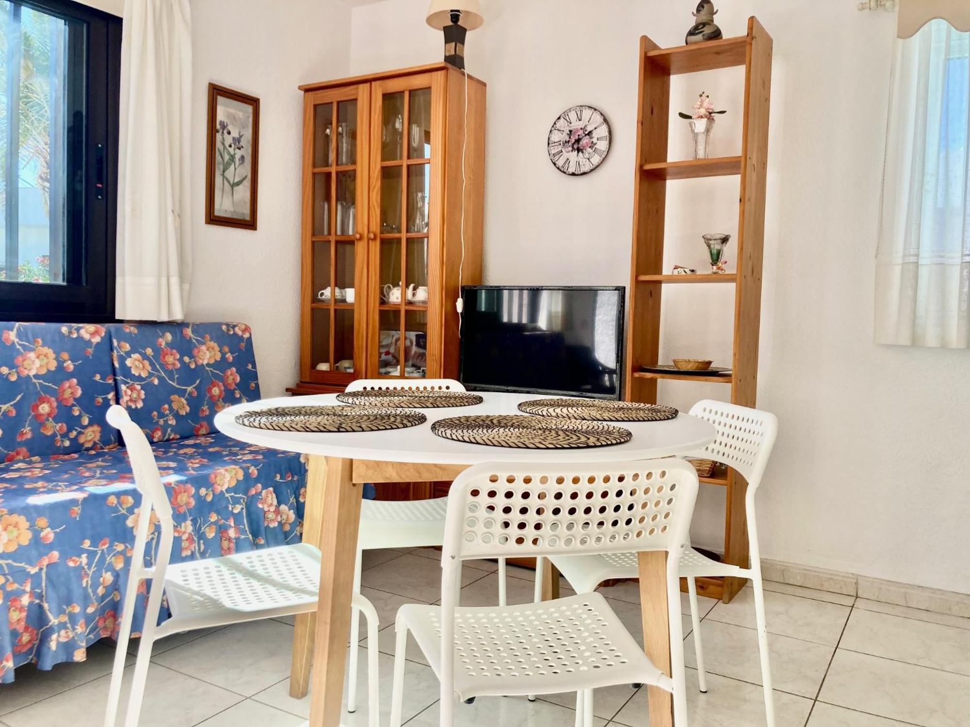 Apartamento En Primera Linea De Playa, Centrico, Tranquilo Плая де лас Америкас Екстериор снимка